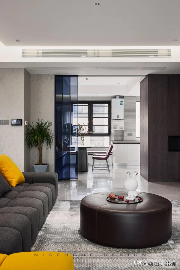 四室改兩室，客廳書房一體，餐廚又玩出了新花樣