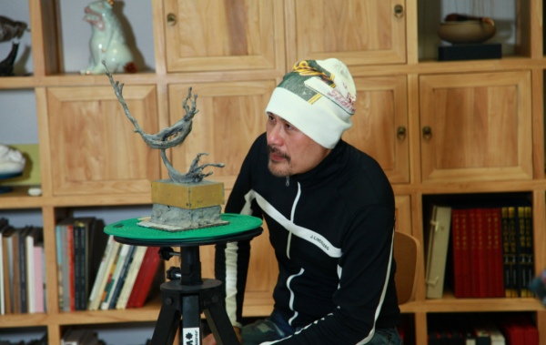 林允做手機殼被贊“藝術家”？娛樂圈真正的手藝人要忍不住了