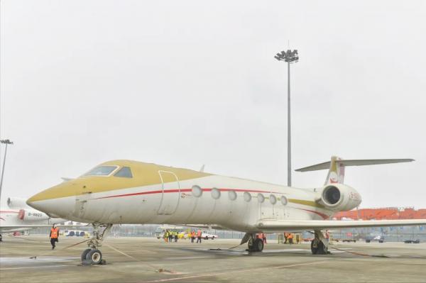 民營醫院第一股的覆滅:靠藏藥成為200億首富,闕文彬操縱股價? 民營醫院第一股的覆滅:靠藏藥成為200億首富,闕文彬操縱股價?