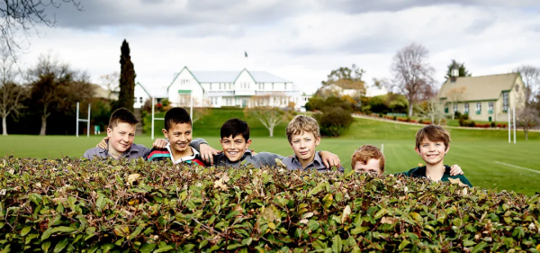 紐西蘭中小學留學:遠離大都市華人圈,感受純粹白人貴族中小學 紐西蘭中小學留學:遠離大都市華人圈,感受純粹白人貴族中小學