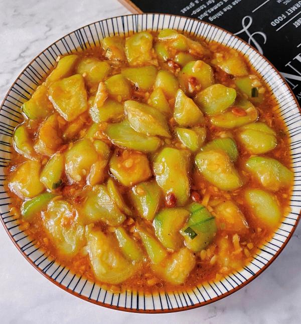 30年大廚炒絲瓜秘訣，醬香濃郁，好吃入味上桌就被掃光，太香了