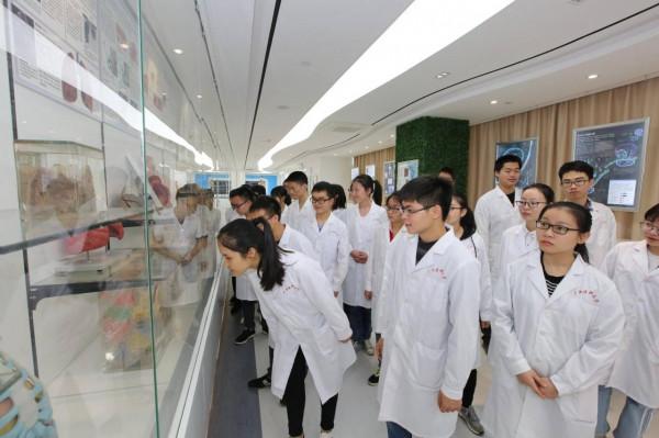 遼寧這所大學靠“改名”逆襲，雙非院校名氣不小，常被誤認為985