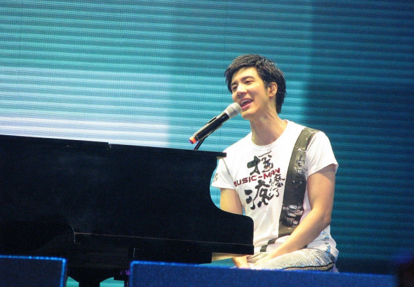 王力宏道歉避重就輕，字裡行間充滿了“不情願”和推脫