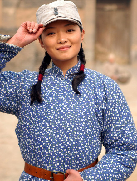 《亮劍》劇組重聚,16年了,李幼斌張光北各不同,配角張桐成視帝 《亮劍》劇組重聚,16年了,李幼斌張光北各不同,配角張桐成視帝