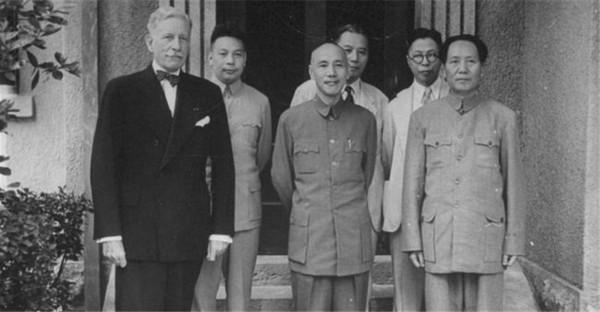 重慶談判時,蔣介石準備讓毛澤東當新疆省長,主席得知有何反應 重慶談判時,蔣介石準備讓毛澤東當新疆省長,主席得知有何反應