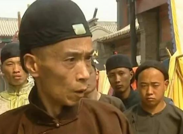 5位扮演“漢奸”的演員：杜旭東不敢去家長會，李明搭出租遭拒載