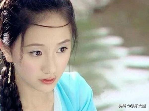 臉上有痣也好看的女演員,只服這6位,位置恰到好處,還很有特色 臉上有痣也好看的女演員,只服這6位,位置恰到好處,還很有特色