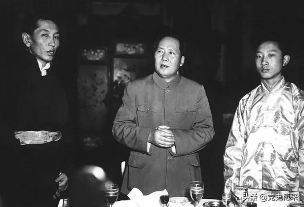 西藏走出的特殊開國中將，享年百歲，毅然簽訂西藏和平協議展現彌天大勇，為何稱鄧小平是他投身革命的引路人