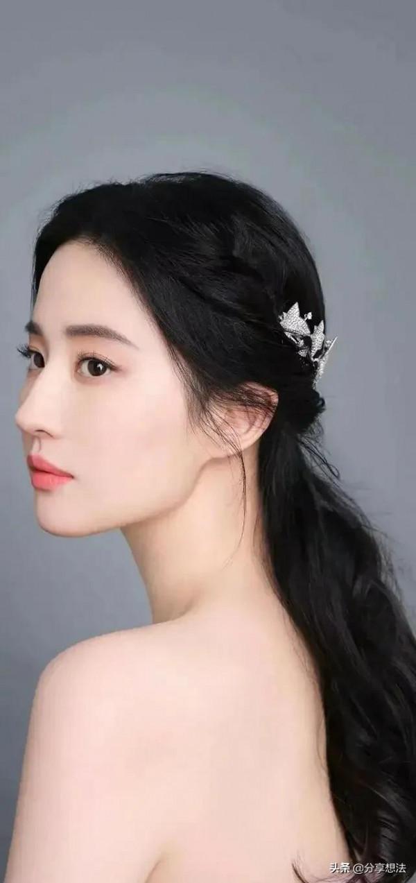 劉亦菲現代裝美圖桌布