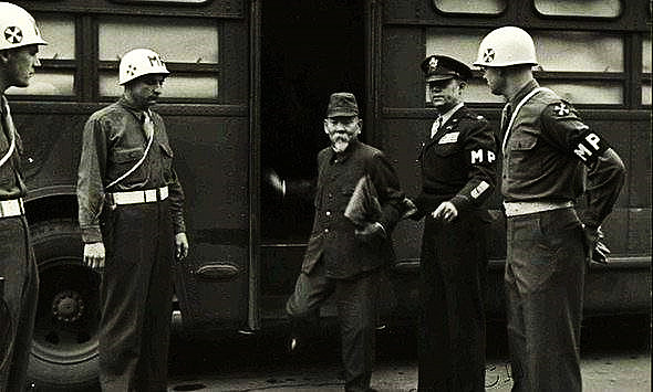 美軍釋放前日本關東軍司令南次郎(歷史上發生的事情) 美軍釋放前日本關東軍司令南次郎(歷史上發生的事情)