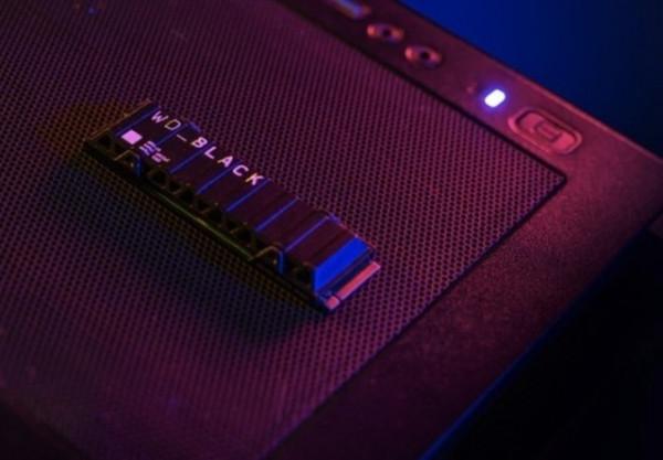 攢機單點評：1w元的主機可以瘋狂遊戲嗎