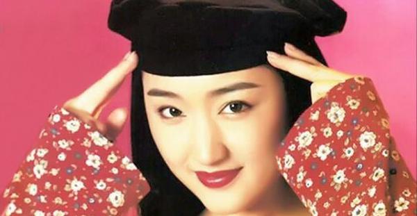 “甜歌皇后”楊鈺瑩,情史複雜至今未婚,揭秘她生命中的五個男人 “甜歌皇后”楊鈺瑩,情史複雜至今未婚,揭秘她生命中的五個男人