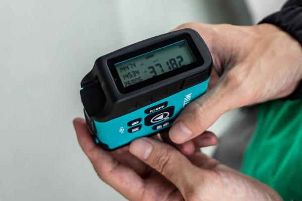 廣東包租公有多精明？平時看房自帶“EDC神器”，有錢人就是講究