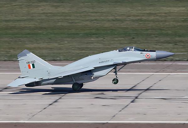 從印度向邊境部署米格-29來看中印空軍實力對比,差距一目瞭然 從印度向邊境部署米格-29來看中印空軍實力對比,差距一目瞭然