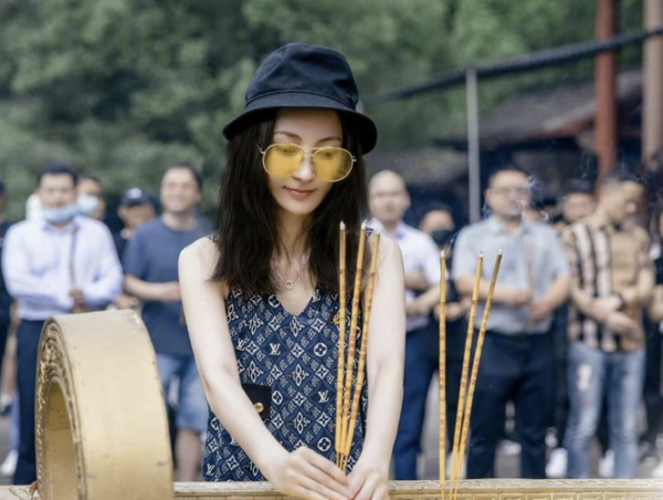 因婚外情淨身出戶無戲可拍，滿盤皆輸的文章到底經歷了什麼？