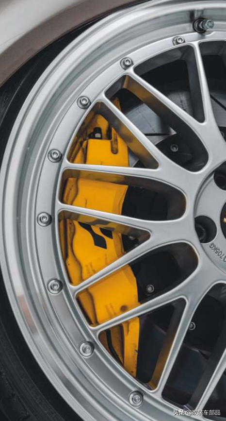 打破年份的界限 模板級的四代高爾夫