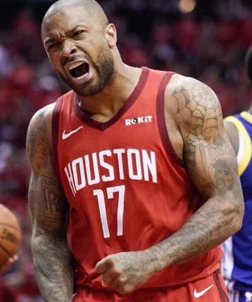 PJ.塔克——小人物的英雄路 PJ.塔克——小人物的英雄路