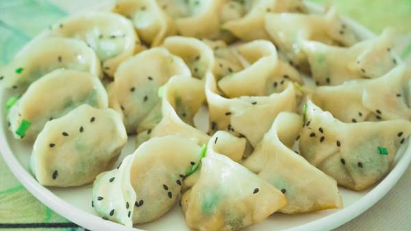 10道特色香煎美食，外酥裡嫩，香而不膩，天冷邊煎邊吃越吃越暖和