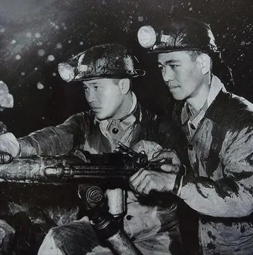 816地下核工程:六萬人耗時8年,為何在即將完工時突然停建? 816地下核工程:六萬人耗時8年,為何在即將完工時突然停建?