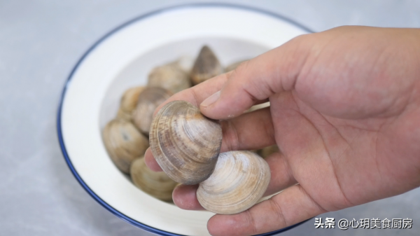 別再爭論了，花蛤、花甲、文蛤區別有多大，這篇文章看完你就懂了