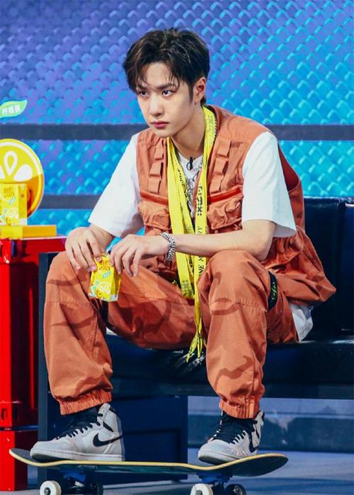 這些明星拿到公司股份了！從員工到老闆的逆襲，做自己的打工人