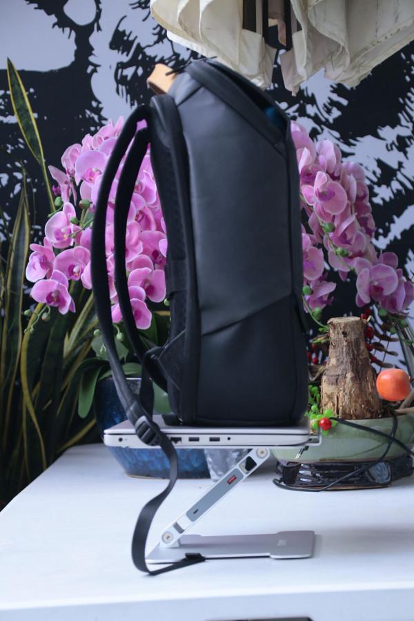 還在用幾本書當電腦支架？試試ORICO筆記本支架吧