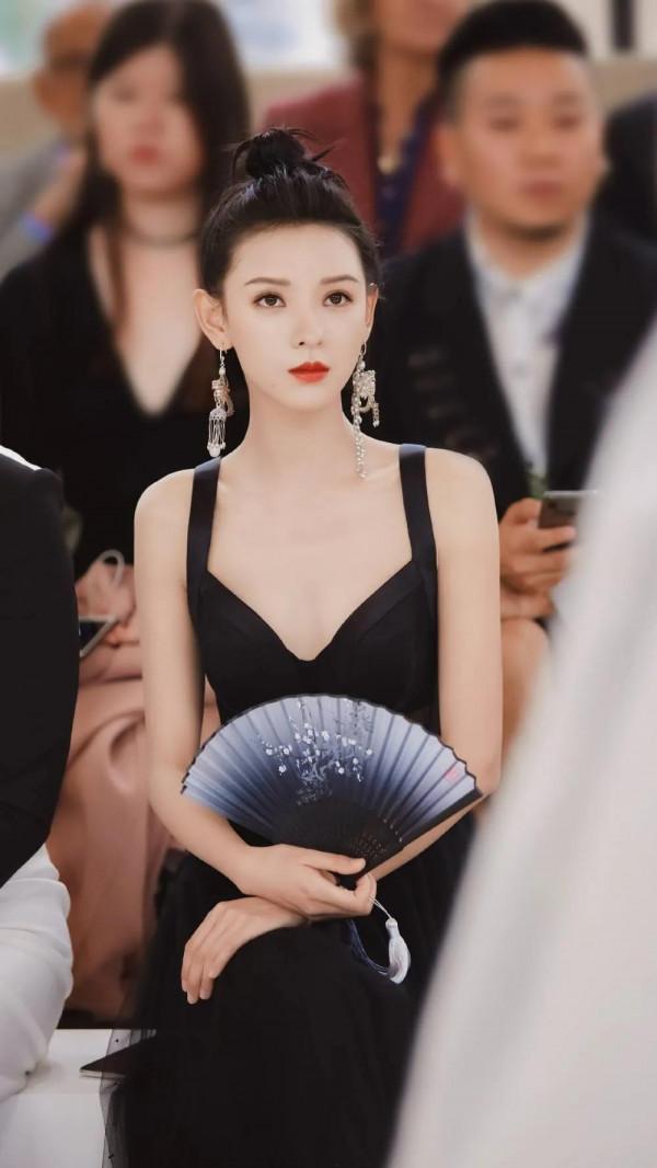 31歲張予曦：經歷兩段失敗感情，早已看淡？現只想專心搞事業