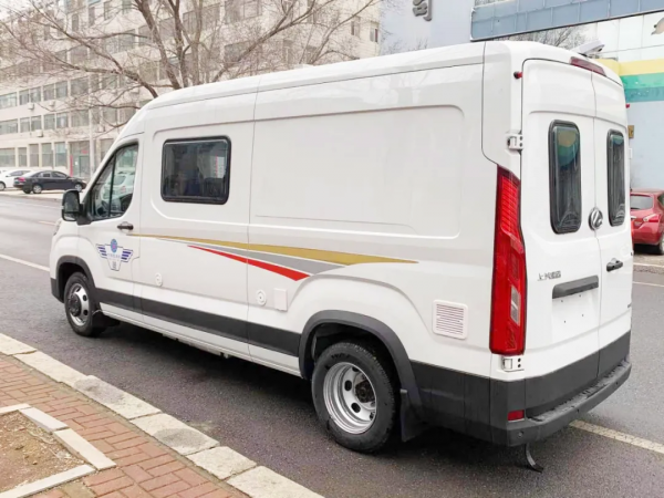 吉姆西大通V90加長軸超高頂 功能豐富 水電充足 高品質移動之家 吉姆西大通V90加長軸超高頂 功能豐富 水電充足 高品質移動之家