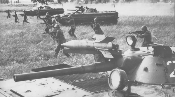 蘇聯打贏二戰的秘籍:“大縱深戰役理論”平推,納粹“閃電戰” 蘇聯打贏二戰的秘籍:“大縱深戰役理論”平推,納粹“閃電戰”