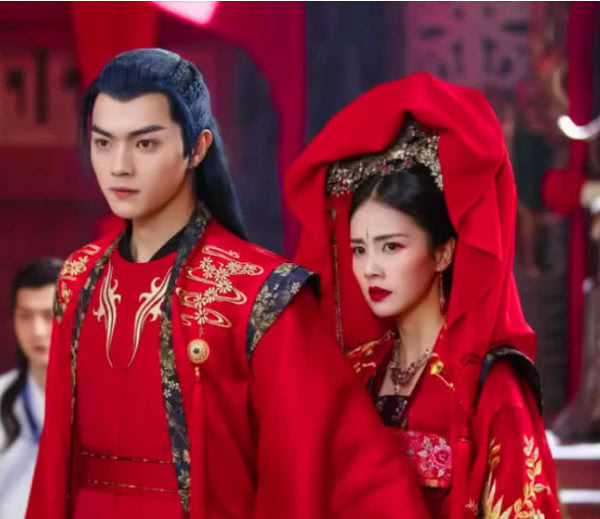 網紅出身實力不容小覷！那些不是專科出身的明星也能混得風生水起