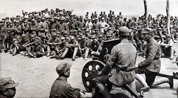 1945年東北人民自治軍成立,除林總外,四位副總司令是什麼軍銜? 1945年東北人民自治軍成立,除林總外,四位副總司令是什麼軍銜?