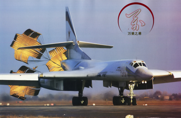 俄勝美輸中國主動放棄，中美俄爭奪烏克蘭圖-160戰略轟炸機小史