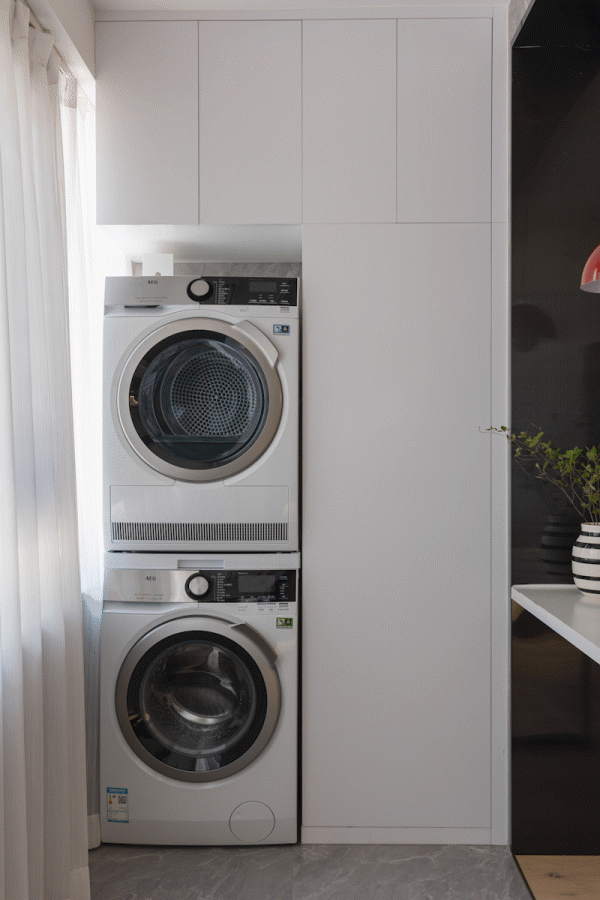 81㎡裝修打破傳統,餐廳設計榻榻米+滑滑梯,一廳三用太香了 81㎡裝修打破傳統,餐廳設計榻榻米+滑滑梯,一廳三用太香了