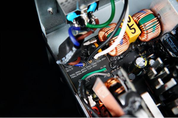 入門新生軍，九州風神PM500D金牌電源拆解評測