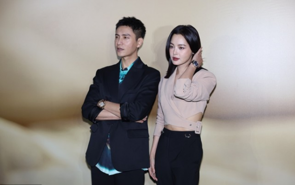 45歲的陳坤顏值不減當年，穿黑西裝還像&quot;公子哥&quot;，一點都不見老