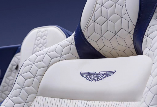 國內僅售一臺？阿斯頓·馬丁DBS彩光譜藍版閃亮登場，售價達540萬