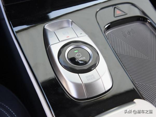 朋友勸買理想ONE，我更看好極狐 阿爾法T，新能源汽車到底怎麼選？