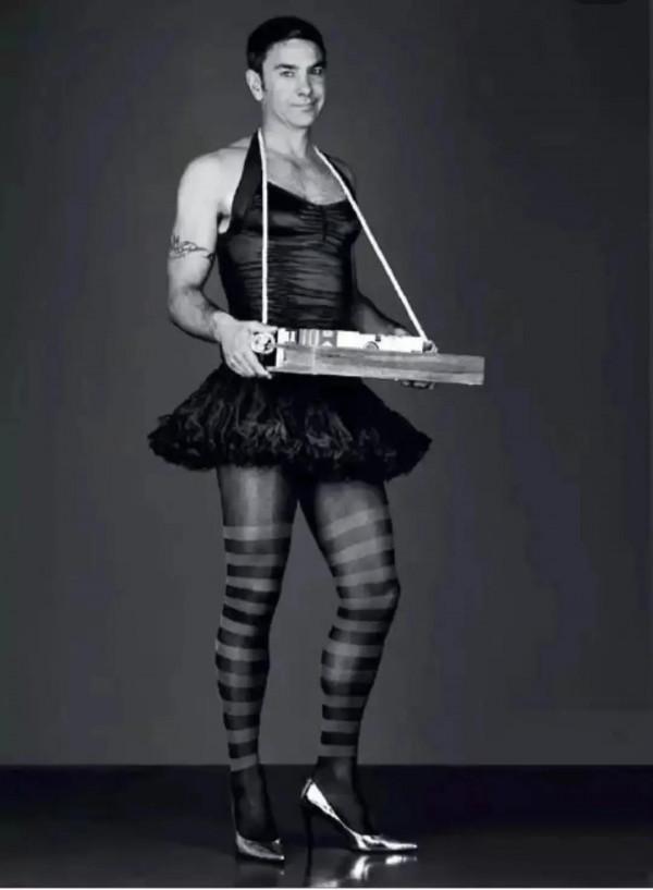 突然發現 越是沒有陽剛之氣的 踢球就越好呢