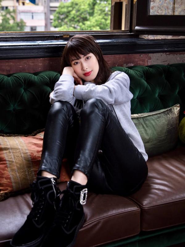 李澤楷前女友“骨相美人”梁洛施高冷美豔，分手後復出依舊亮眼