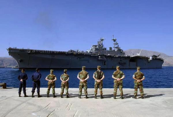 LHD“黃蜂”級兩棲攻擊艦圖集（222圖）