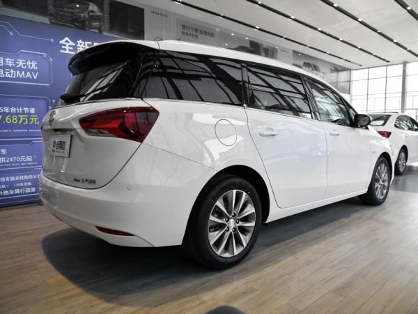 價格更低還是有6座，6.1L油耗入門合資家用MPV，實拍別克GL6