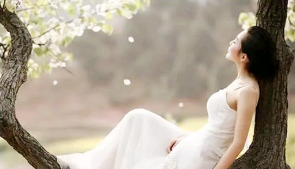 產後想要恢復好，坐月子衣服穿戴也有“講究”，對寶媽和寶寶都好