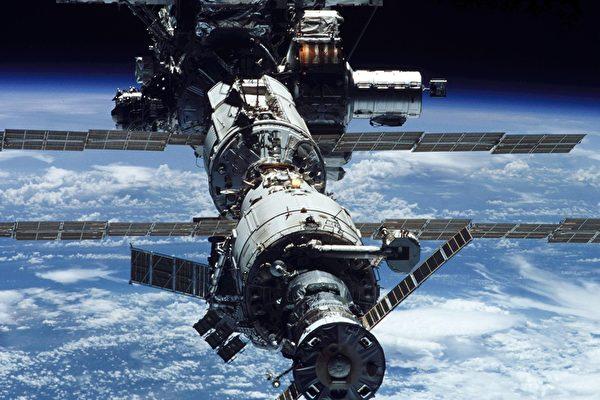 神舟十二號完美返航,美聯社客觀報道,卻被批“中國官媒”? 神舟十二號完美返航,美聯社客觀報道,卻被批“中國官媒”?