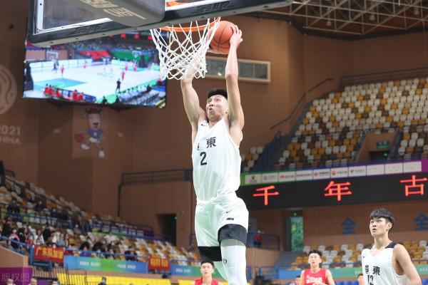 42分大勝！廣東隊連勝，張昊12+5，孫浩欽26分，2戰淨勝100分