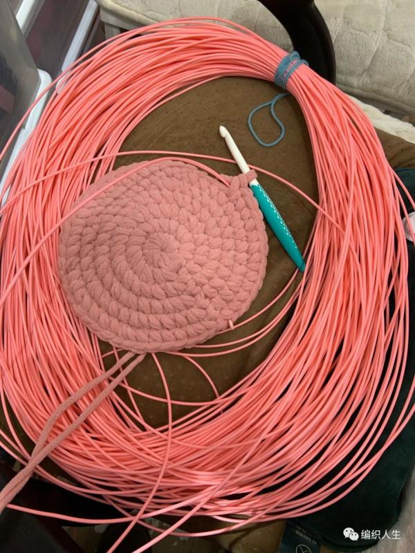 寵物也要有新家，超可愛原創編織狗窩欣賞