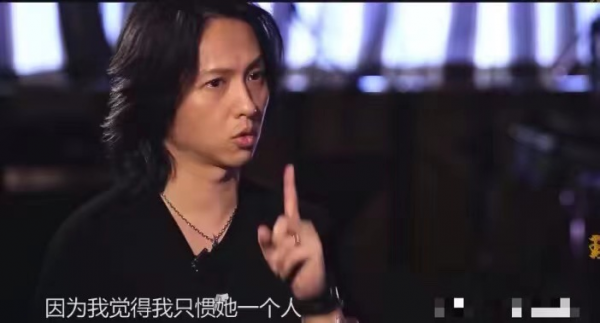 嫂子團助陣《哥哥》,大灣區嫂子畫風搞怪,遭張晉張智霖當場吐槽 嫂子團助陣《哥哥》,大灣區嫂子畫風搞怪,遭張晉張智霖當場吐槽