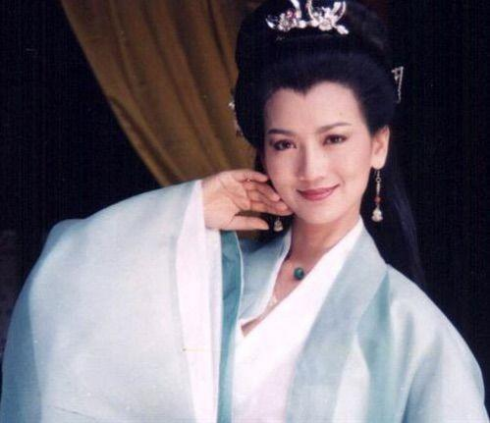 同名影視劇角色大PK:楊冪劉亦菲神仙比美,金喜善白冰不分上下 同名影視劇角色大PK:楊冪劉亦菲神仙比美,金喜善白冰不分上下