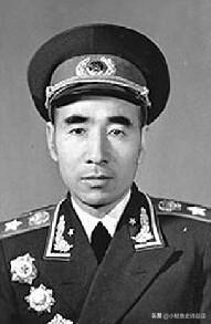 黃埔軍校出身開國將帥中獲元帥大將上將中將少將軍銜人數與名錄