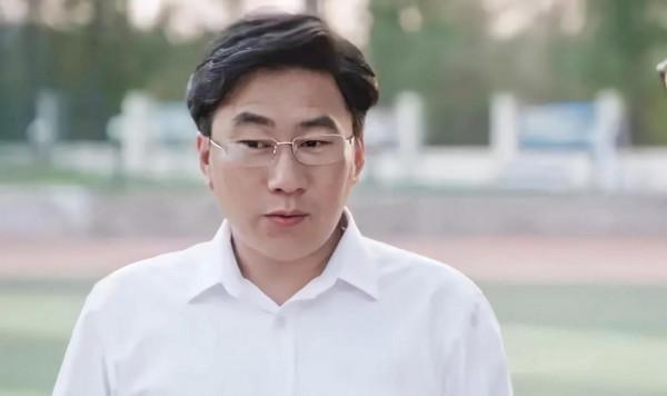 張可：本來她是《鄉愛》中香秀的人選，後被導演換成了王君平