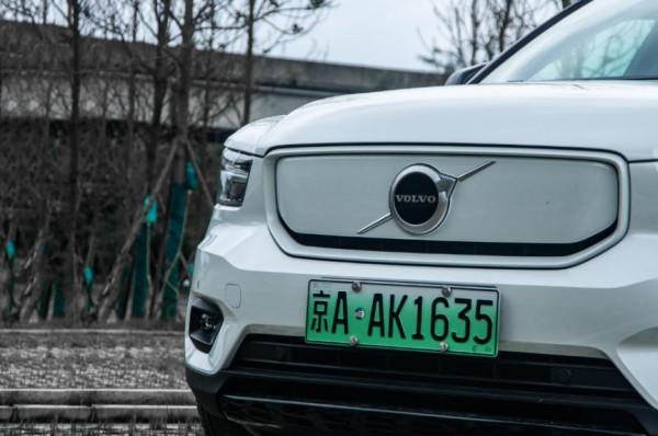 試駕沃爾沃XC40-P8:通電才是“北歐豪華”,但安全還是“老梗” 試駕沃爾沃XC40-P8:通電才是“北歐豪華”,但安全還是“老梗”